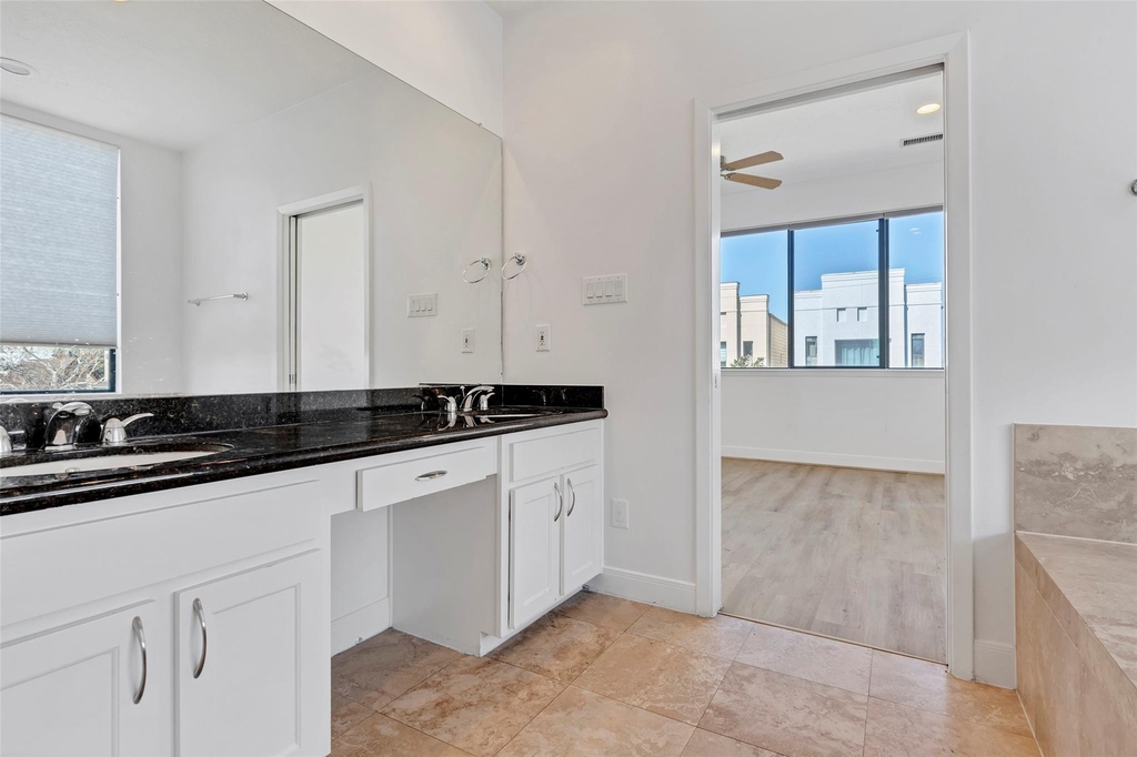 731 Reinerman Street - Photo 14