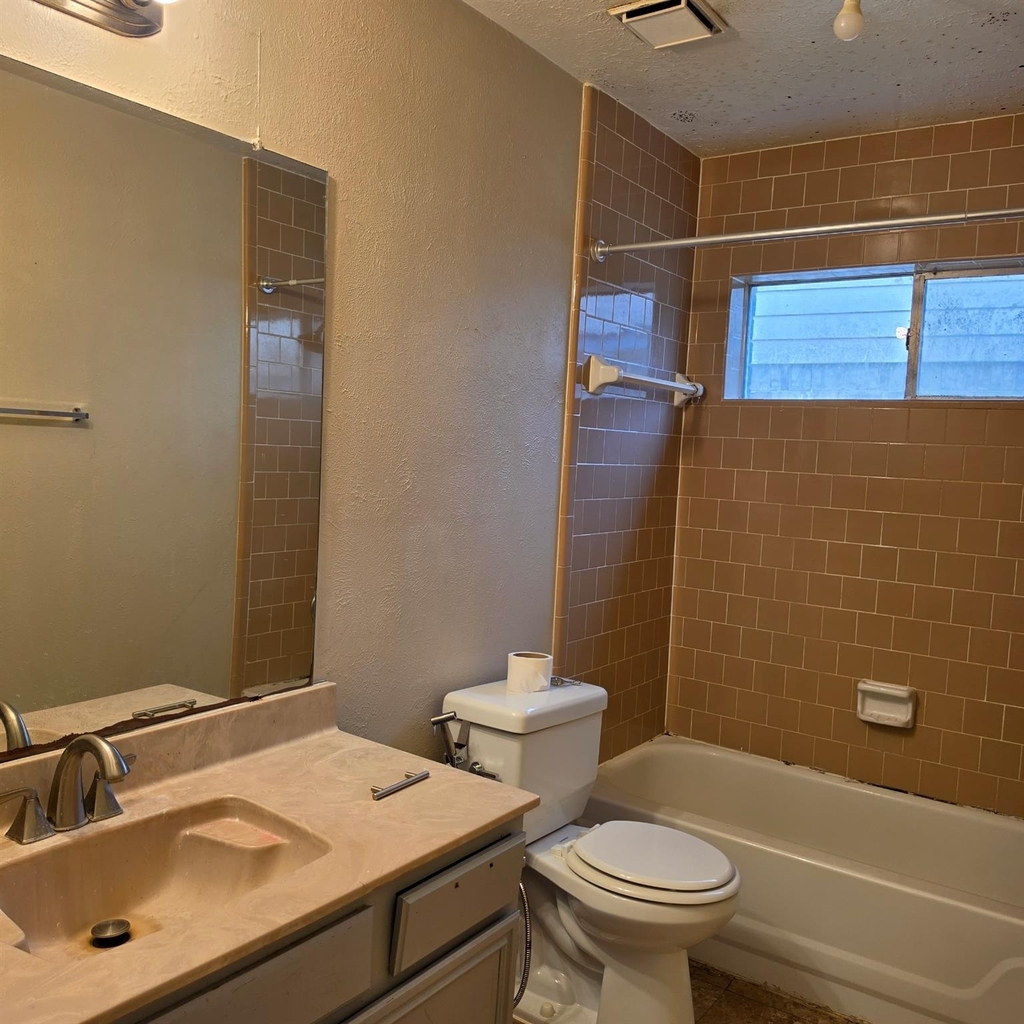 1806 Northcliff Place - Photo 6