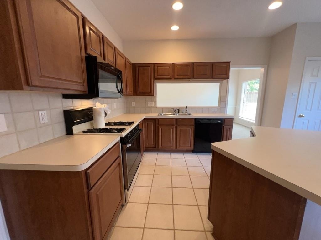 2136 Gemini Street - Photo 10