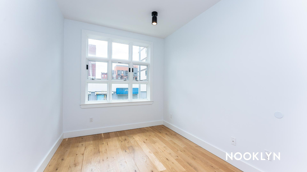 849 Dekalb Ave - Photo 9