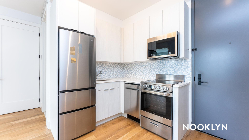 849 Dekalb Ave - Photo 10