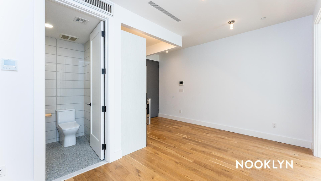 849 Dekalb Ave - Photo 3