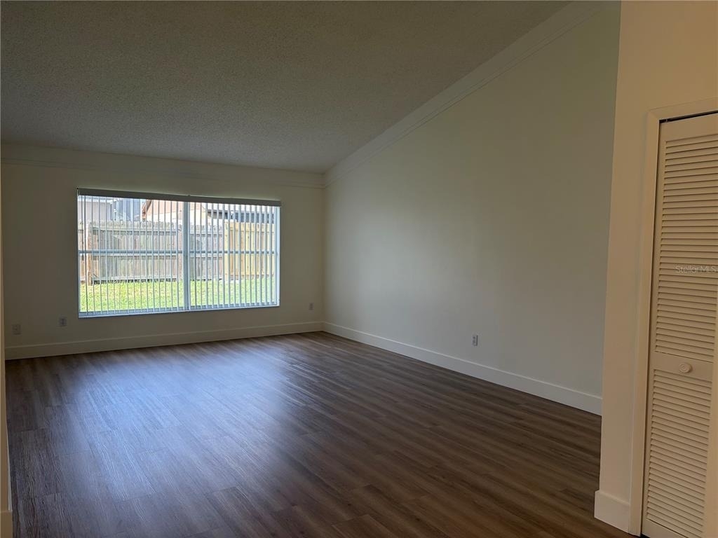 1518 Storington Avenue - Photo 3