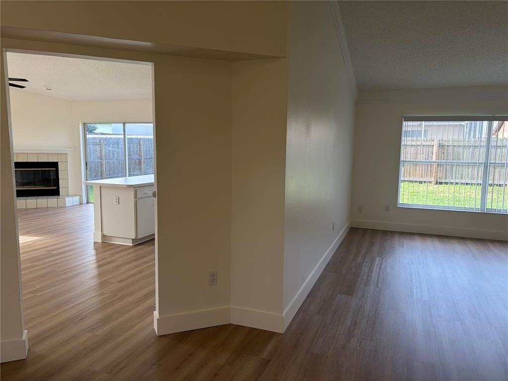 1518 Storington Avenue - Photo 5