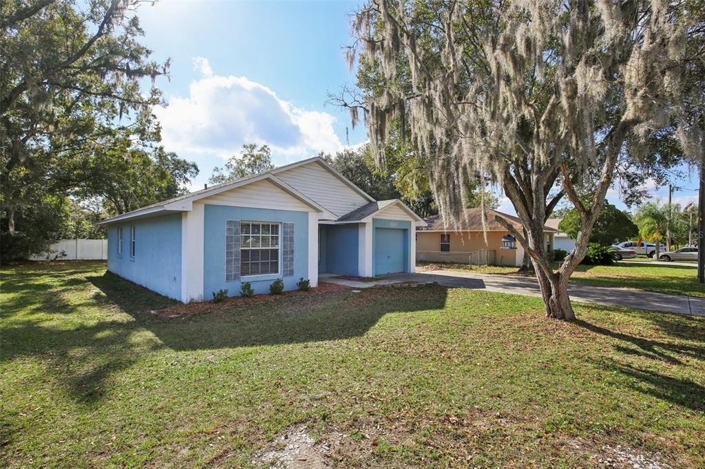 3501 W Reynolds Street - Photo 2