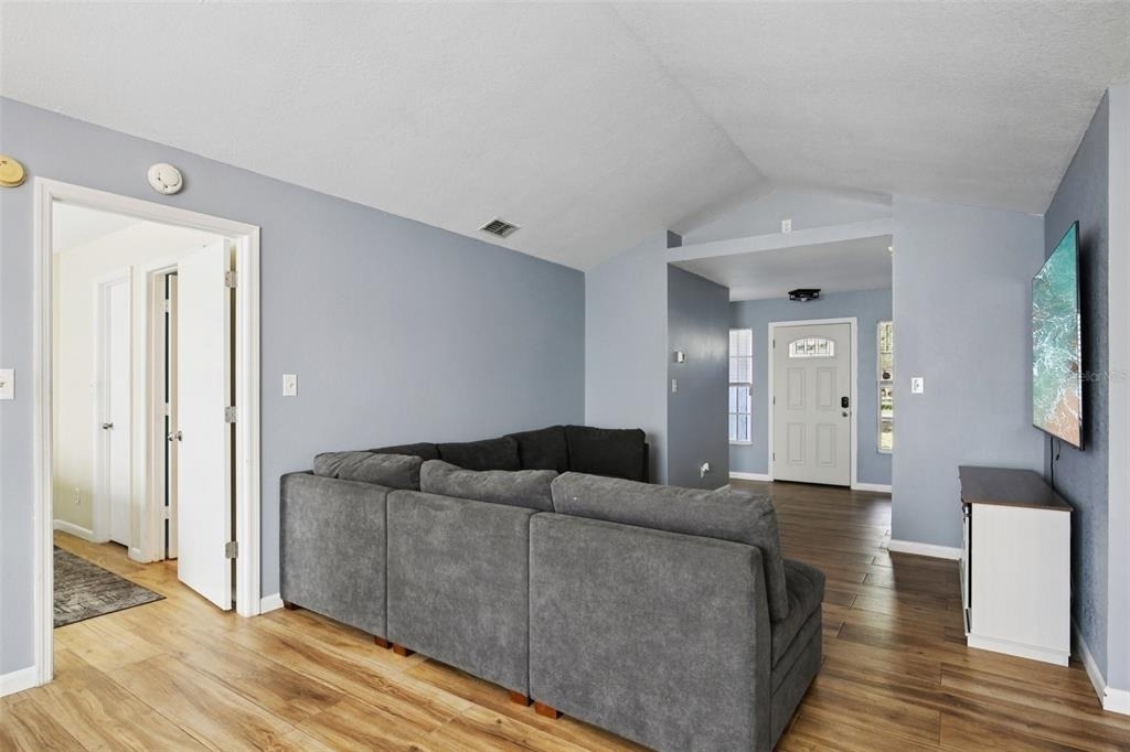 3501 W Reynolds Street - Photo 9