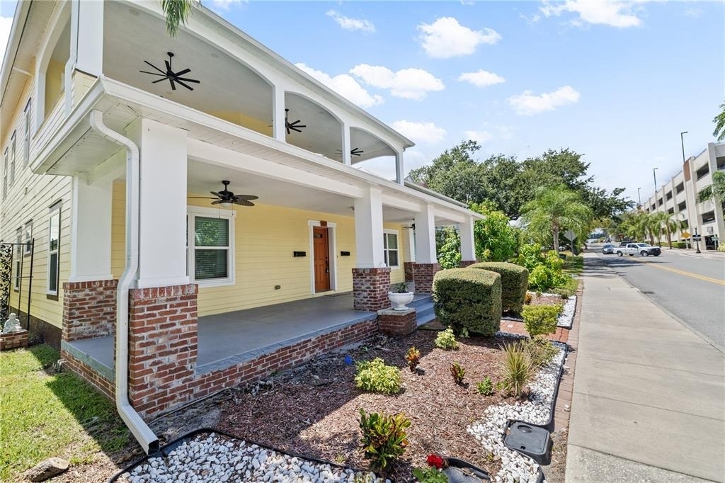 609 E Orange Street - Photo 1