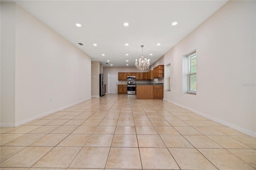 609 E Orange Street - Photo 5