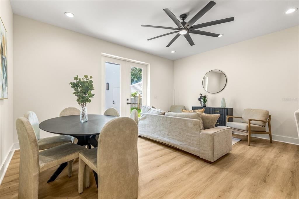 412 W Amelia Avenue - Photo 6