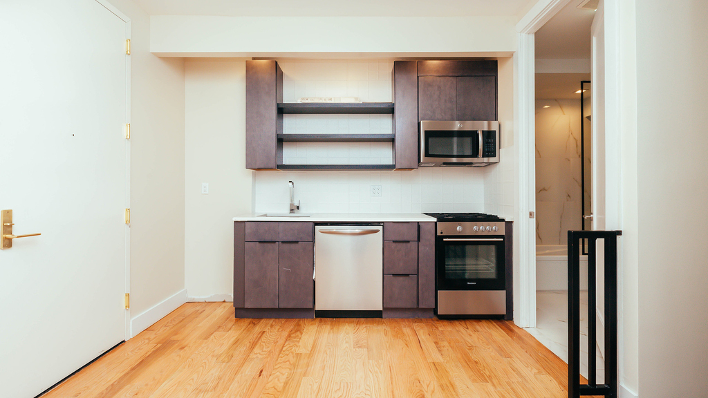 189 Johnson Ave - Photo 4