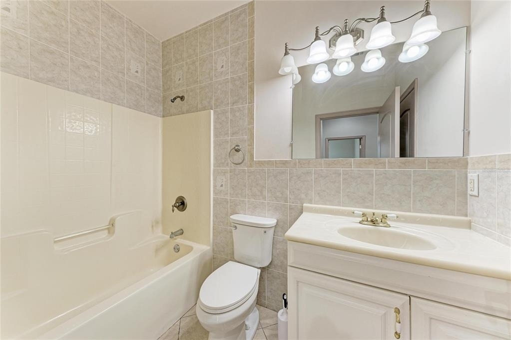 3190 Bay City Terrace - Photo 34