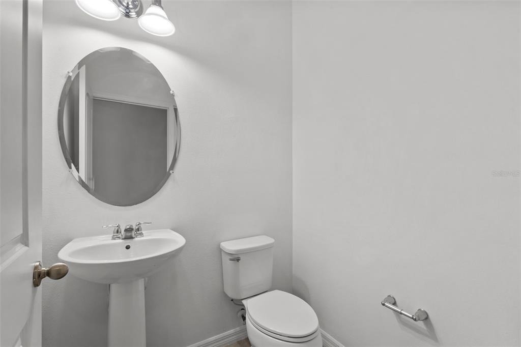 12124 Lake Boulevard - Photo 7