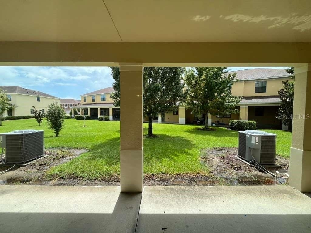 1712 Portofino Meadows Boulevard - Photo 4