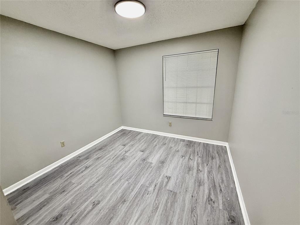 5490 Britan Drive - Photo 11