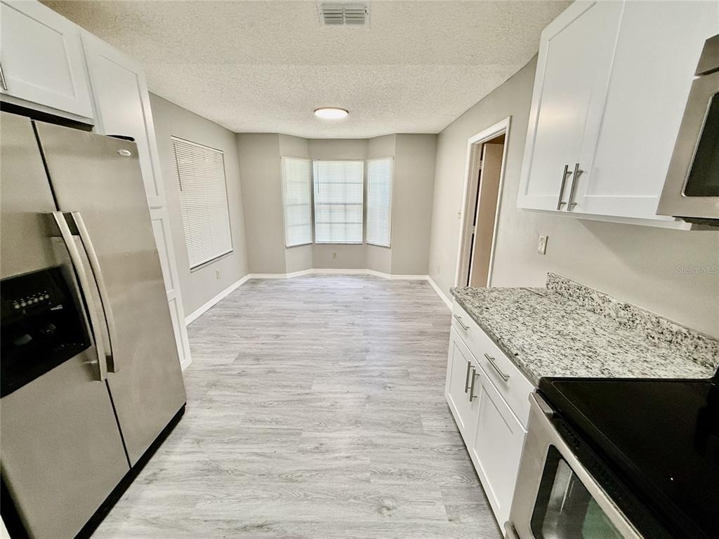 5490 Britan Drive - Photo 4
