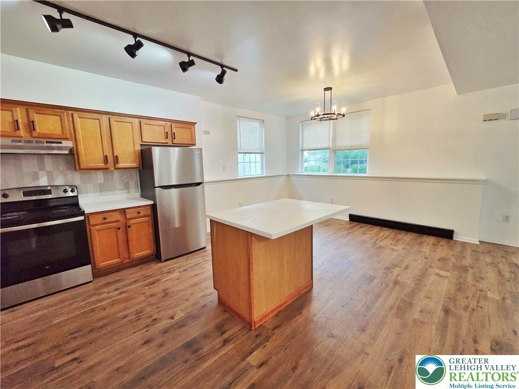 1166 Fullerton Avenue - Photo 8