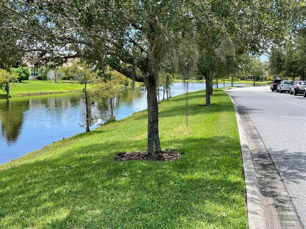 11956 Lorenza Lane - Photo 4