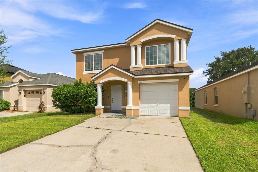 1365 Carey Glen Cir - Photo 1