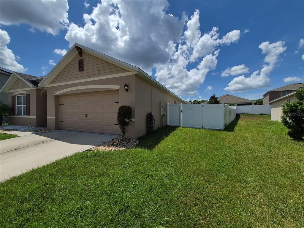 492 Honey Bell Road - Photo 1
