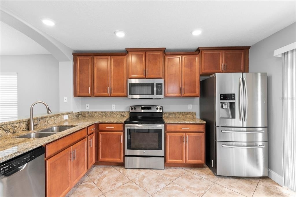 15407 Lost Creek Lane - Photo 14