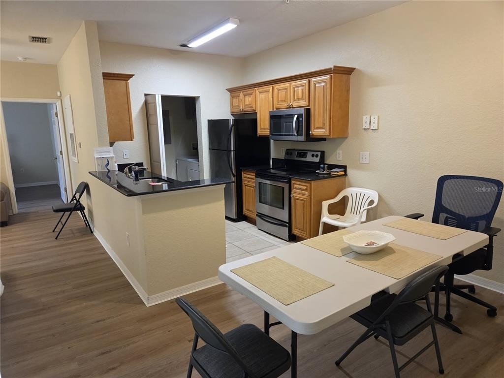 858 Grand Regency Point - Photo 3