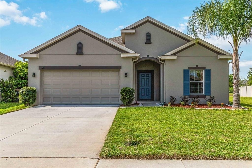 1651 Chatsworth Circle - Photo 0