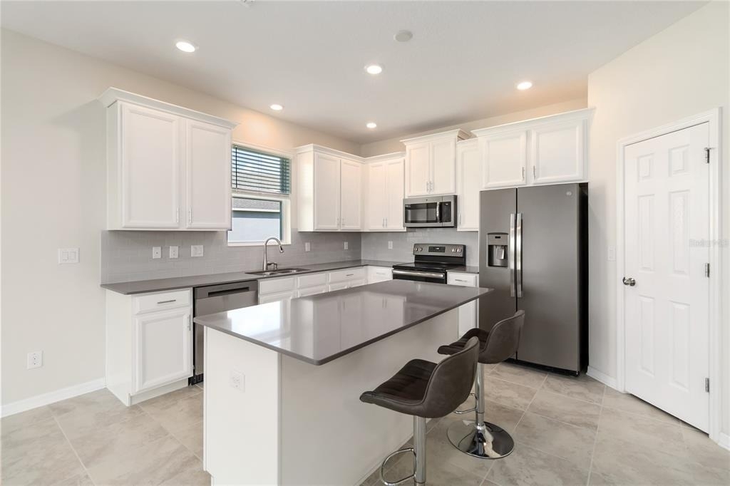 1651 Chatsworth Circle - Photo 8