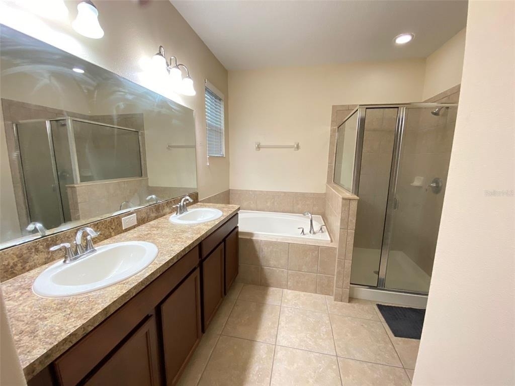 2555 Carrickton Circle - Photo 21