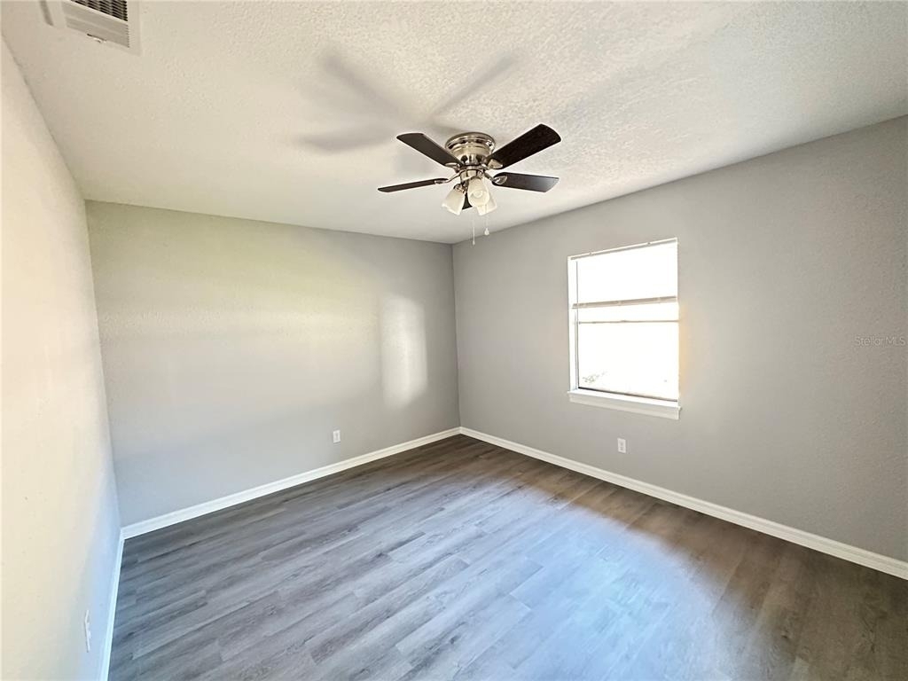 3761 Ne 40th Place - Photo 3