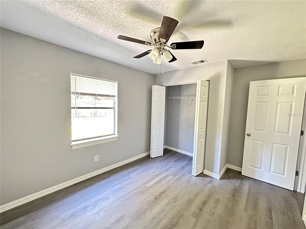 3761 Ne 40th Place - Photo 4