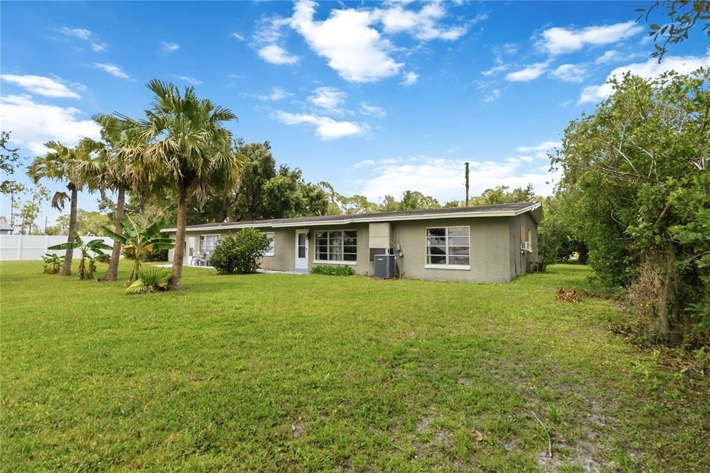 7612 Ficquette Road - Photo 24