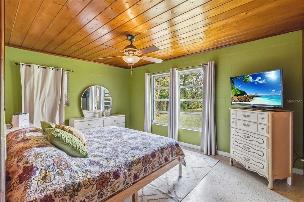 7612 Ficquette Road - Photo 30