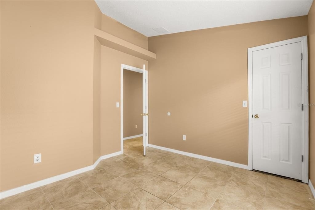 2501 Daffadil Terrace - Photo 12