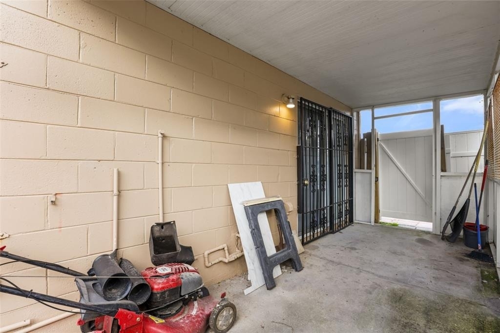 2501 Daffadil Terrace - Photo 23