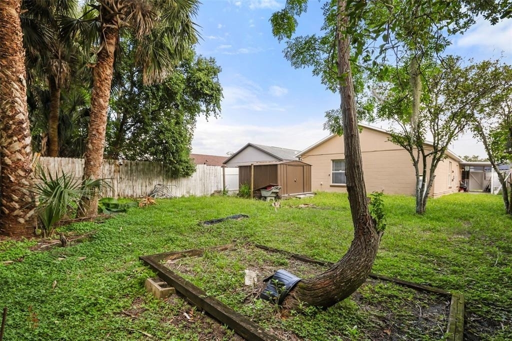 2501 Daffadil Terrace - Photo 25