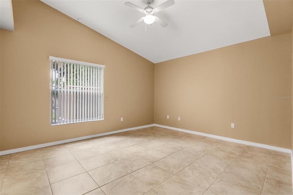 2501 Daffadil Terrace - Photo 14