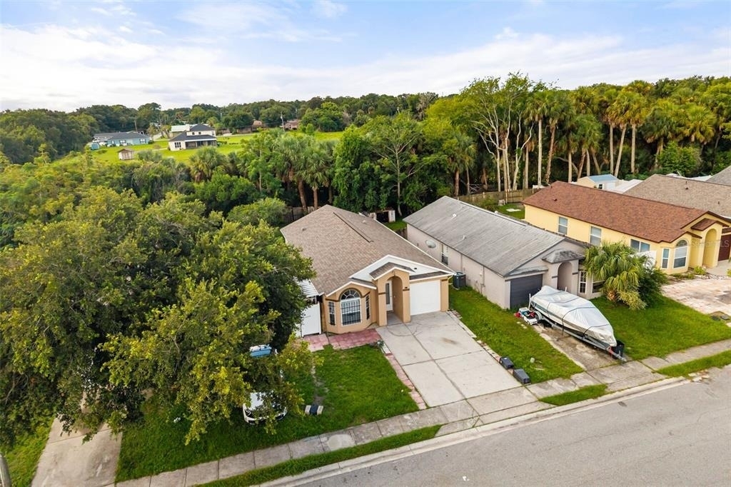 2501 Daffadil Terrace - Photo 28