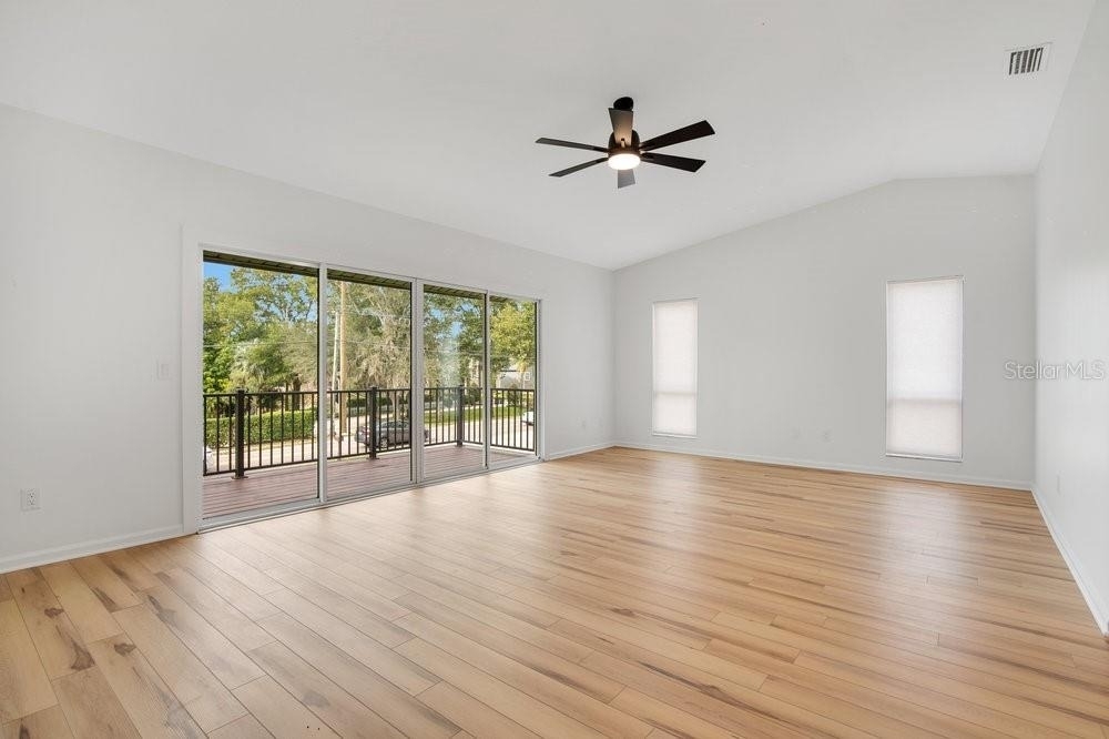 905 Main Street - Photo 12