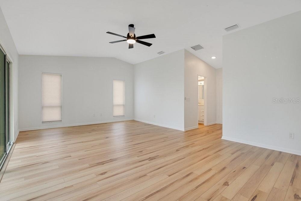 905 Main Street - Photo 11