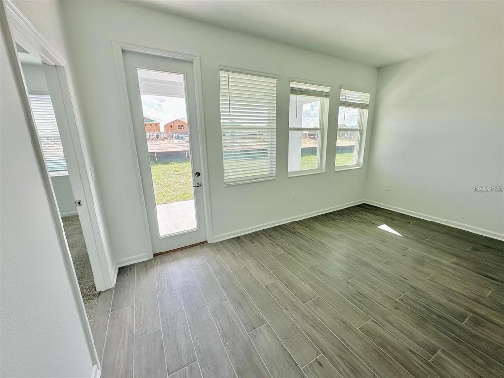 2665 Armstrong Avenue - Photo 4