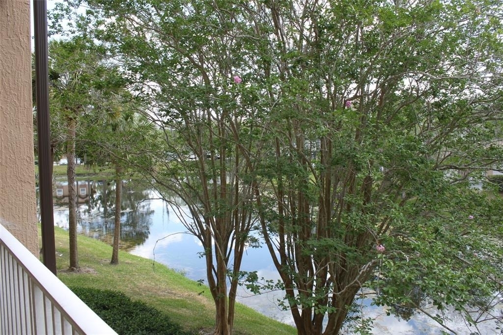 14036 Fairway Island Drive - Photo 9