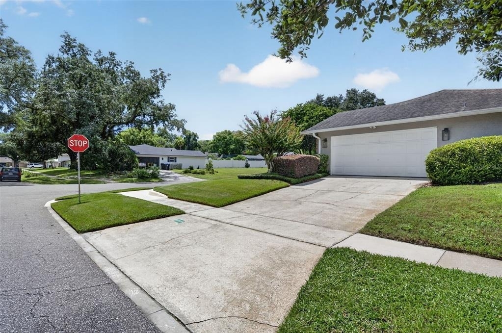 8825 Butternut Boulevard - Photo 25