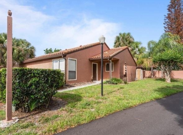 652 Saint Johns Court - Photo 0