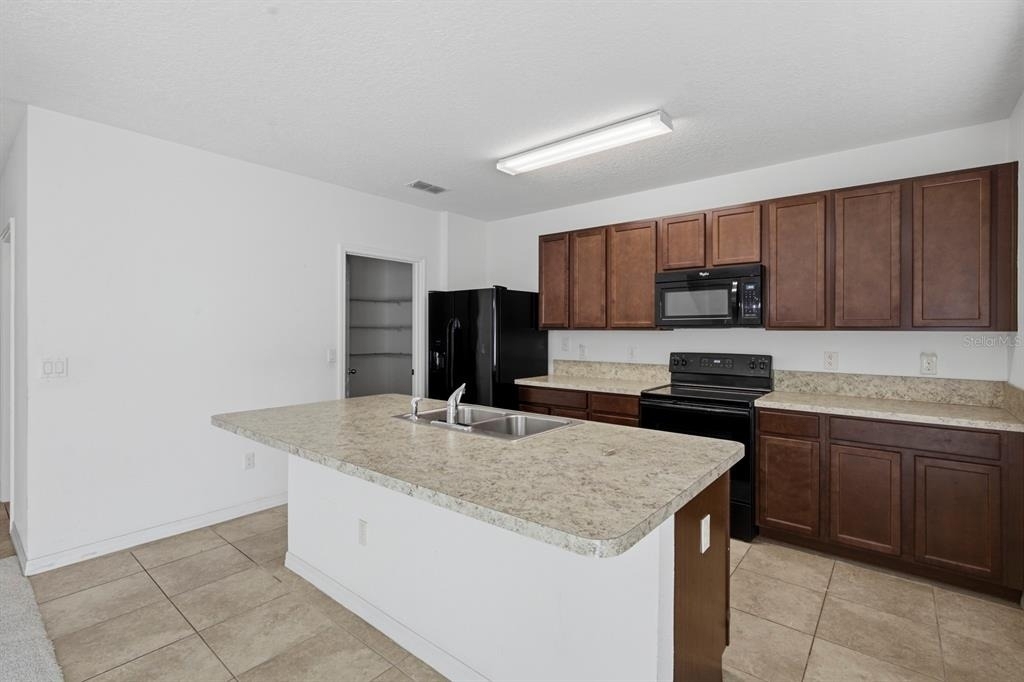 16604 Broadford Lane - Photo 7