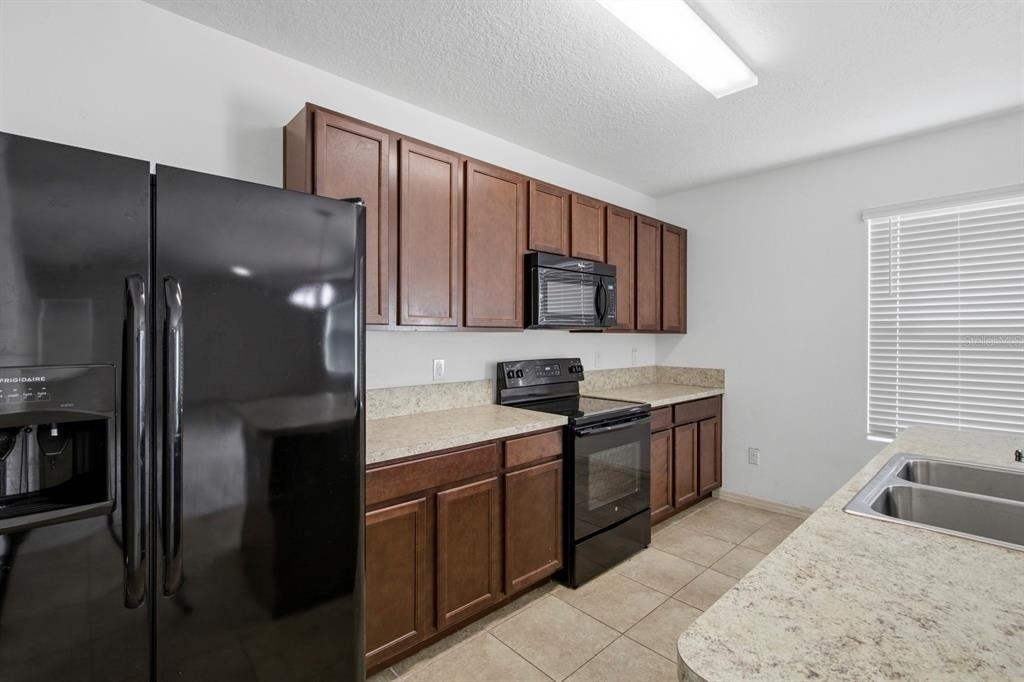 16604 Broadford Lane - Photo 9