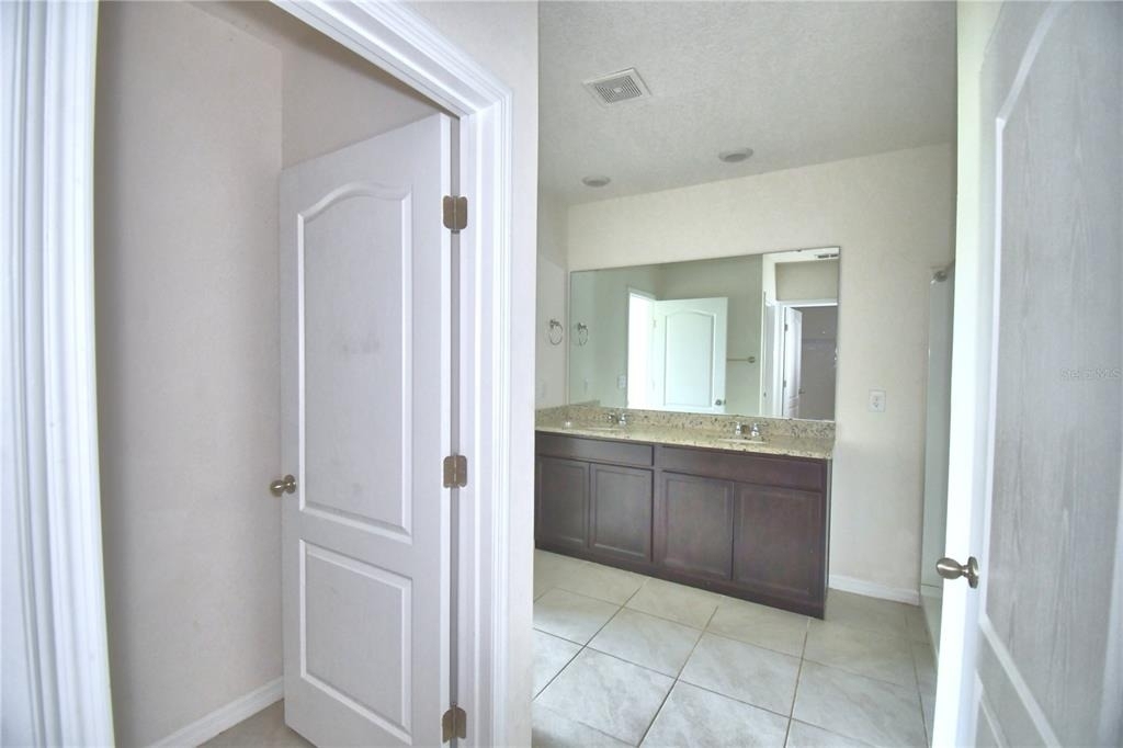 5628 Siltstone Street - Photo 36