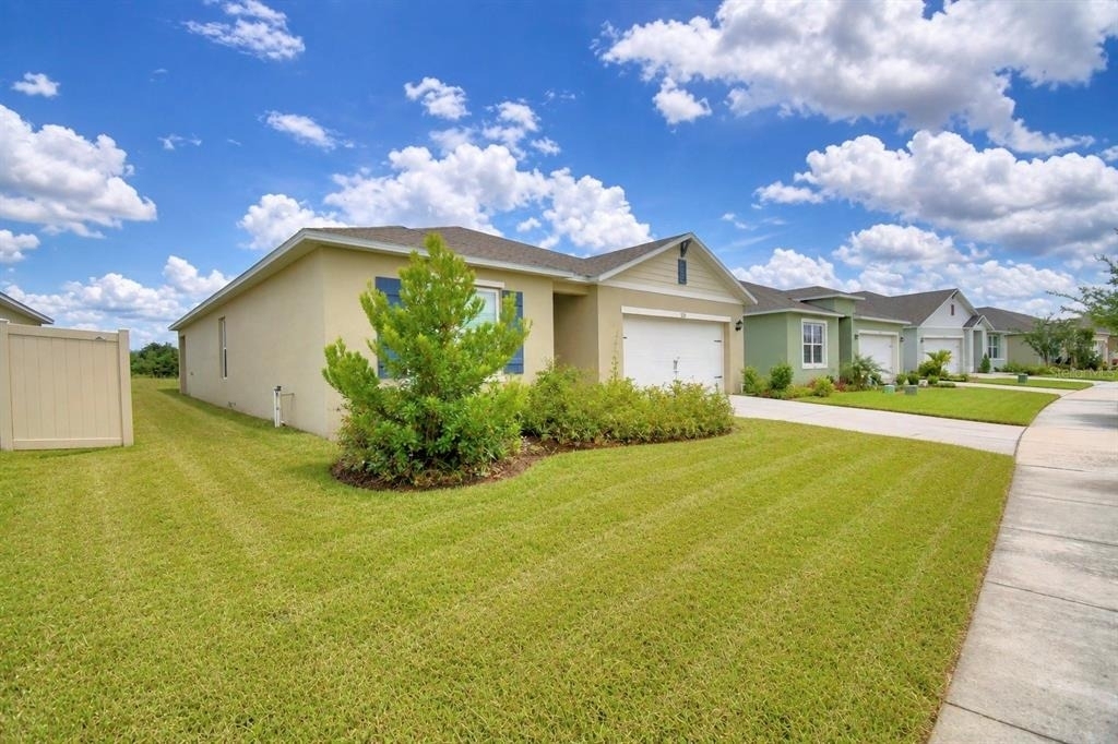 5628 Siltstone Street - Photo 2