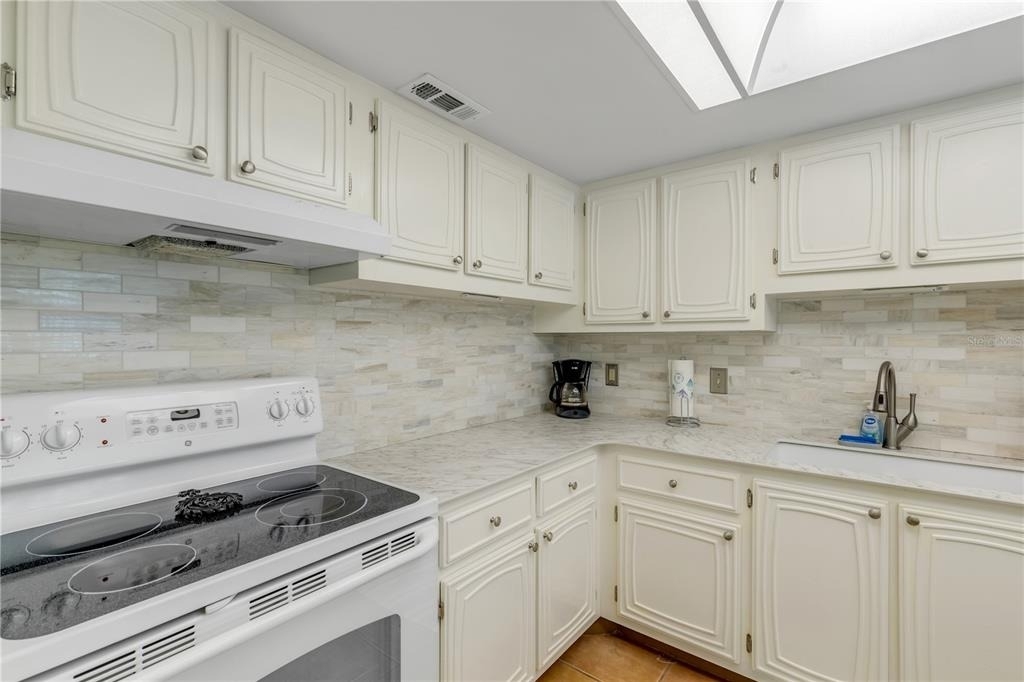 325 N Causeway - Photo 10