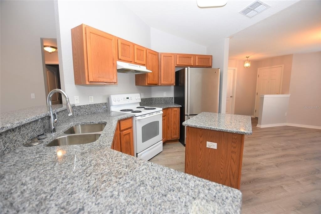 6835 Hunters Crossing Boulevard - Photo 5