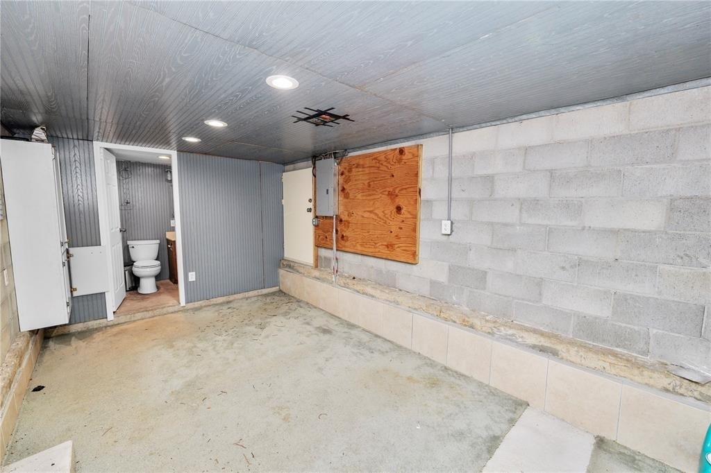 228 W Lake Ina Drive - Photo 46